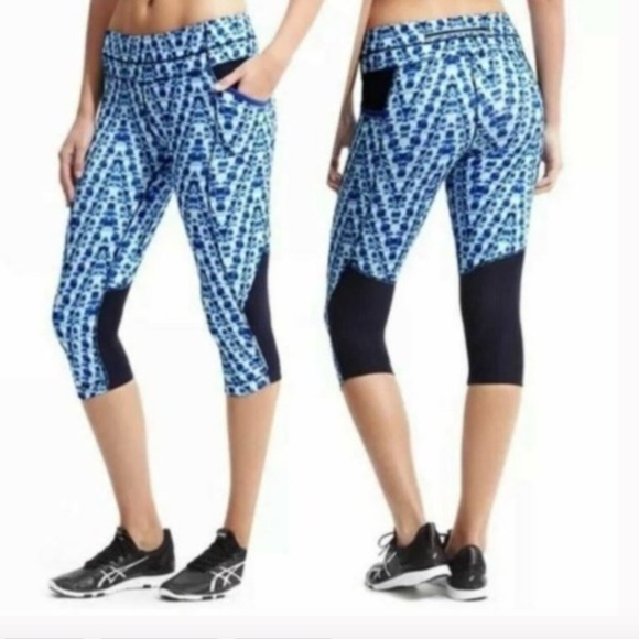 Athleta Free To Be Knicker Capris Tie Dye Blue size XS - Picture 2 of 8